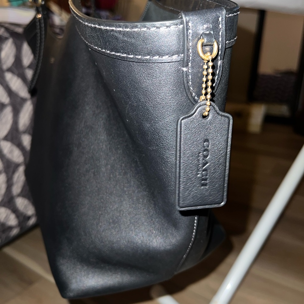 Coach Gramercy Tote - Picture 6 of 16